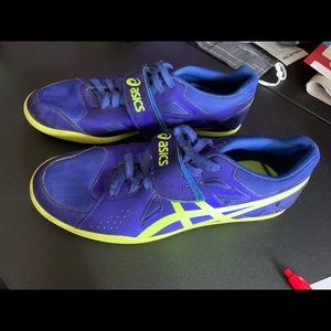 asics throwing shoes